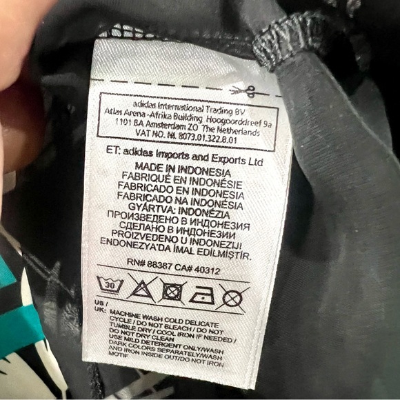 👑✅PRICE FIRM✅ Multicolor ADIDAS Sheer Sports Top. RARE🔥 - Picture 9 of 16
